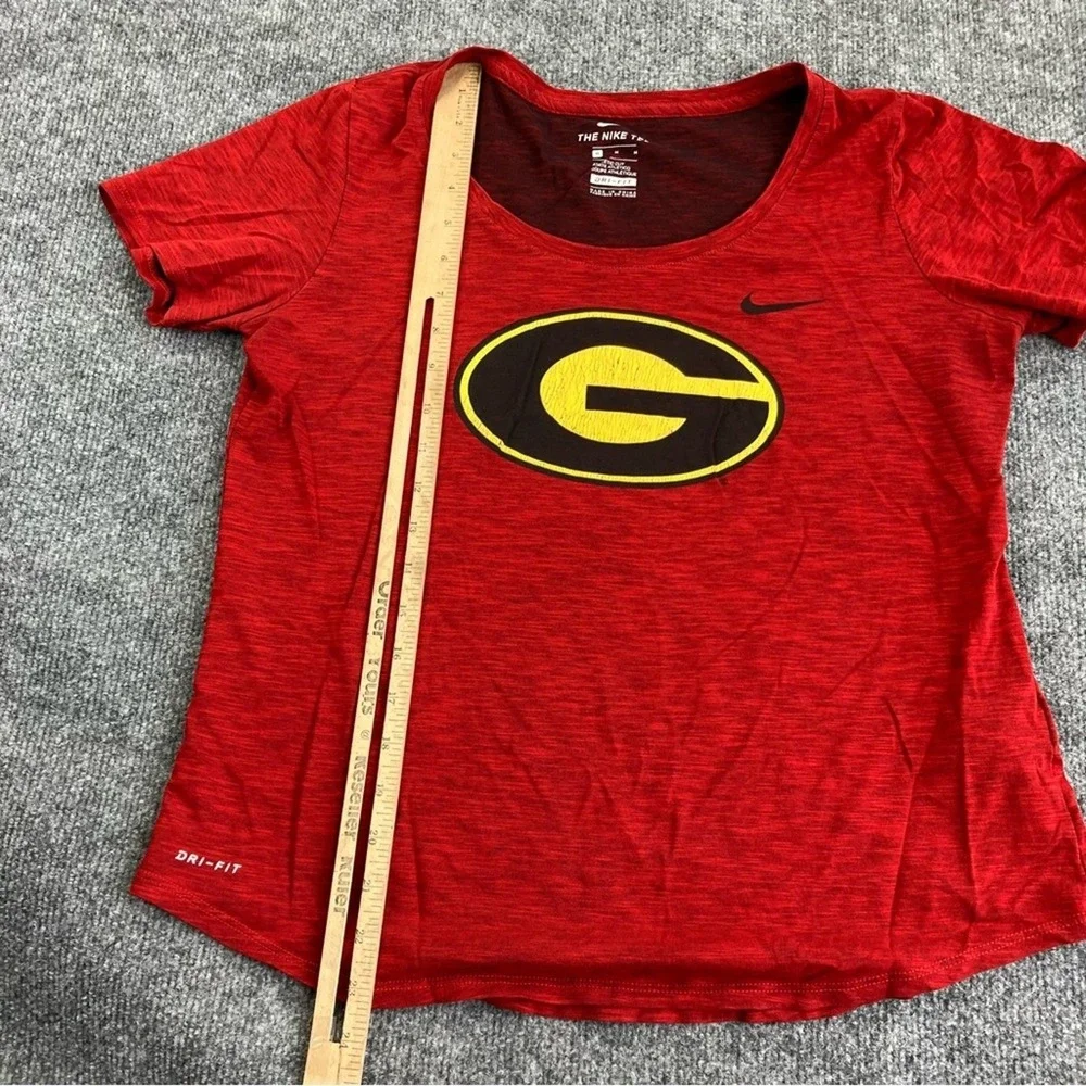 Nike women's greenbay Packers dri fit short  sleeve shirt,‎ size medium red